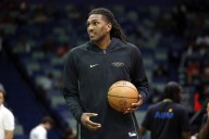 Kevon Looney returns to the Bay, where the Warriors' old pillar won't be forgotten