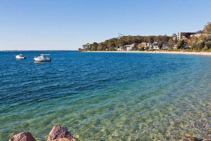Tragedy as scuba diver pulled unconscious from water at Nelson Bay