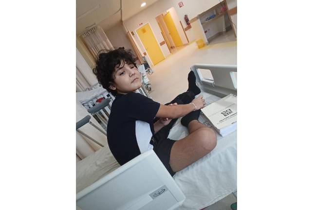 Piden apoyo para Josué, menor que sobrevivió a accidente de moto en Escuinapa