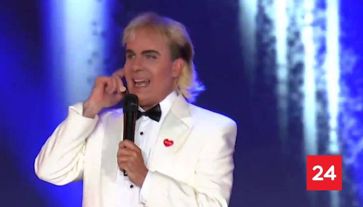 Eduardo Artés y Cristián Castro fueron personificados por Stefan Kramer: así fue el show