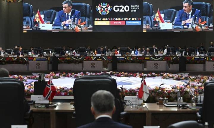 Sánchez pide una revisión “en profundidad” de la propuesta de paz de Trump para Ucrania