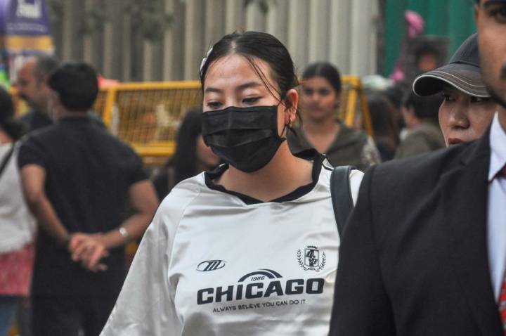 SC judge flags rising pollution in Delhi, urges advocates to avoid physical appearances