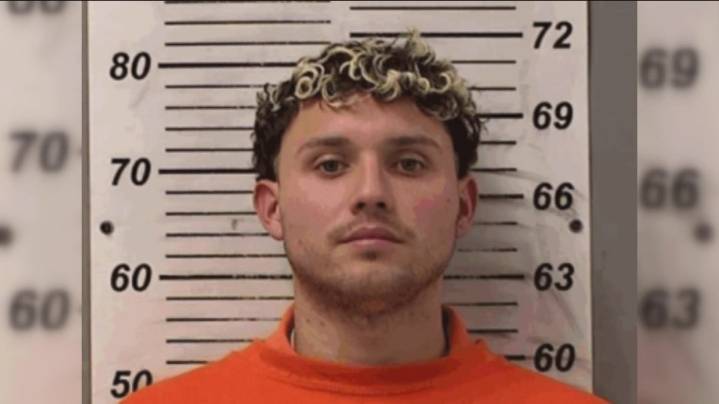 Venezuelan man who posed as teenager at Perrysburg High School indicted by Wood County grand jury