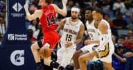 Photos: Pelicans snap 9-game losing streak by beating the Bulls, 143