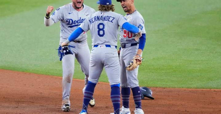 Dodgers notes: Offseason concerns, Justin Wrobleski, Freddie Freeman