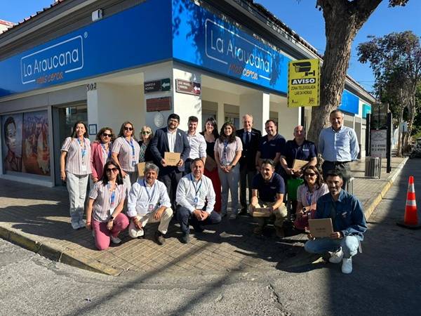 Primera “Plaza del Bienestar” de Caja La Araucana benefició a más de 500 personas