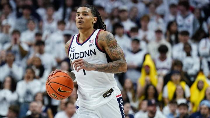 UConn vs. Arizona prediction, odds: Best college basketball picks today