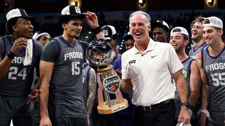 3 takeaways as Wisconsin suffers setback in 74