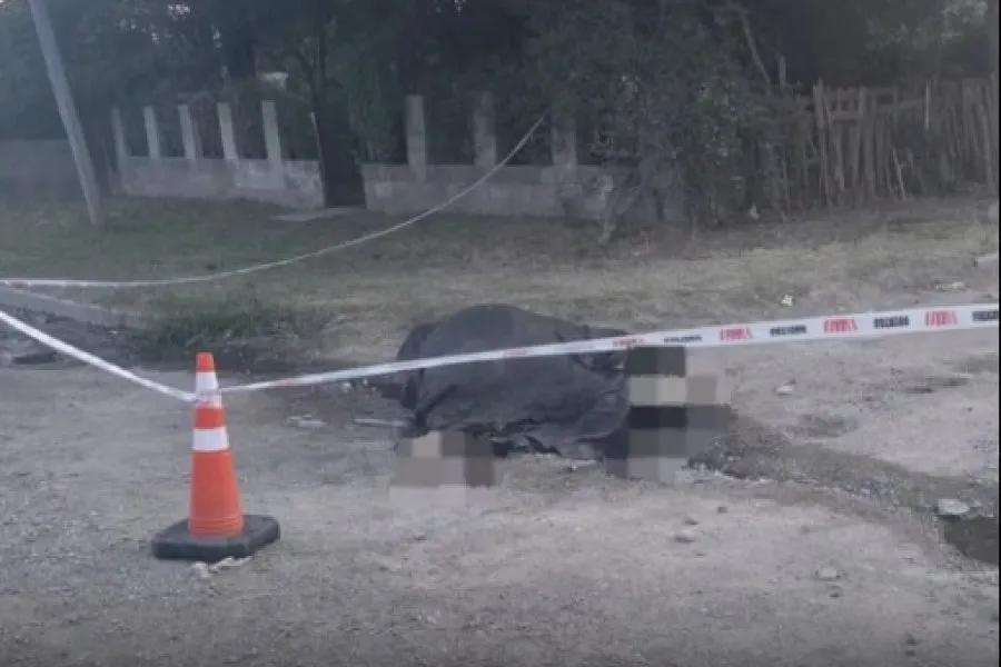 Un nene andaba a caballo, el animal pisó un cable y murió electrocutado: El pequeño se salvó de milagro