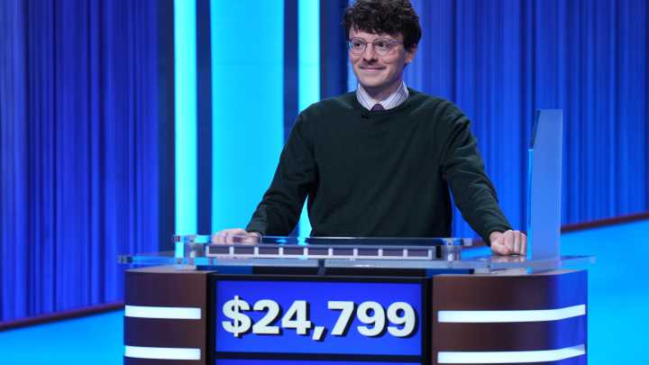 Indiana's Harrison Whitaker crowned 'Jeopardy!' season 42 super champ