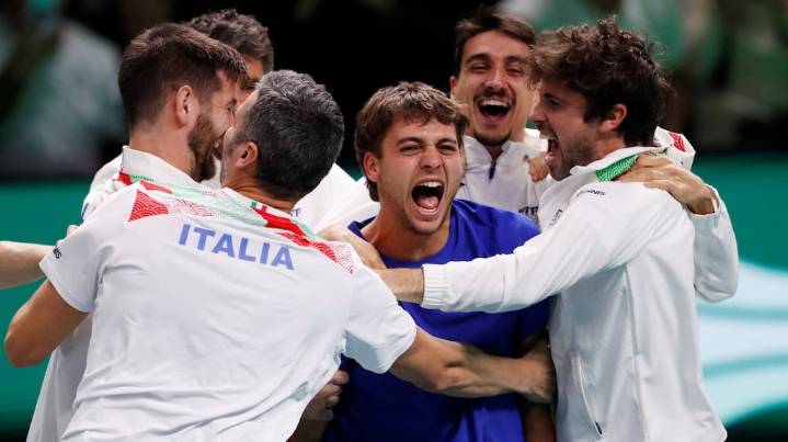 Italia venció a España y se consagró campeón de la Copa Davis por tercer año consecutivo
