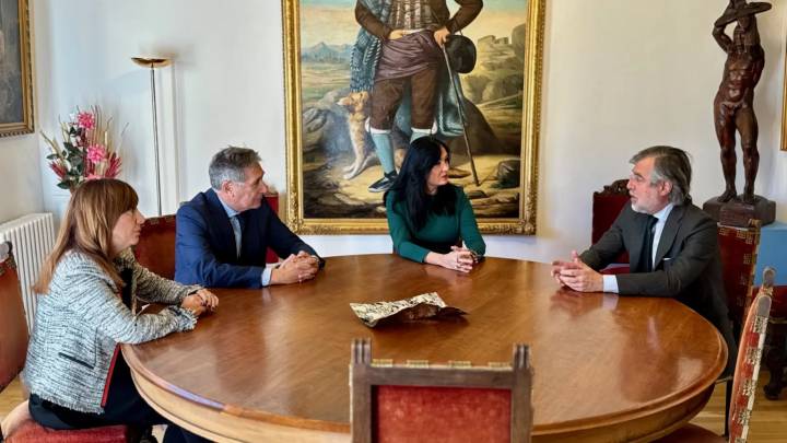 Visita a Huesca del nuevo presidente del TSJA