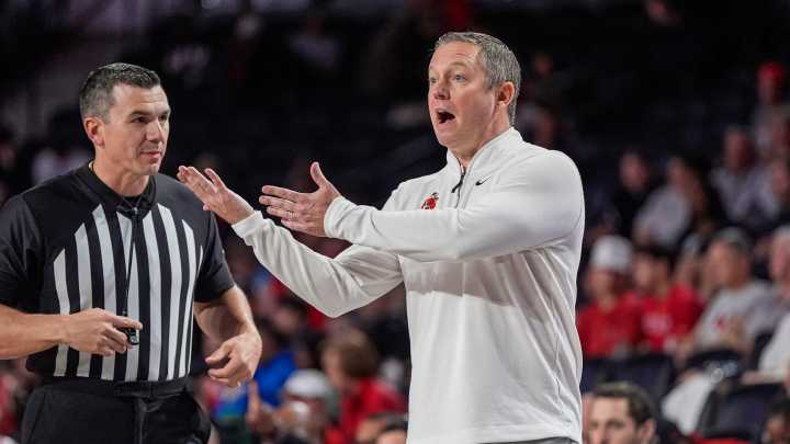 SEE IT Georgia coach Mike White on win over Xavier in Charleston