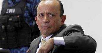 Se confirma condena por paramilitarismo: hermano del expresidente Uribe sentenciado