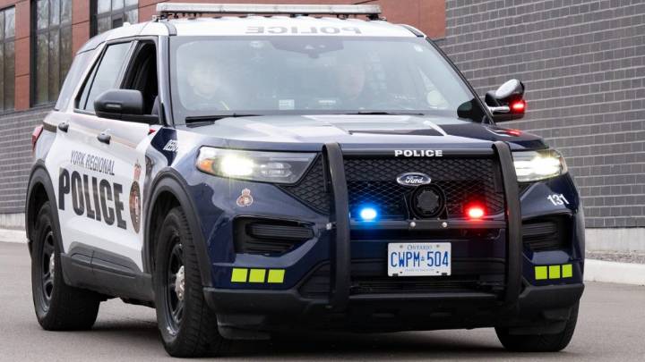 Multi-vehicle Vaughan crash sends 2 to hospital