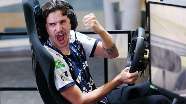 Luiz Felipe Tavares ganó el 2° Campeonato Sudamericano de eSports de la FIA