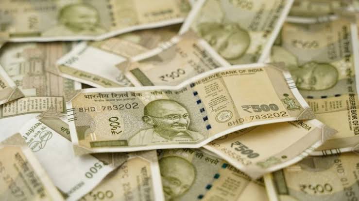 ED Seizes Rs 84 Lakh Cash, Luxury Car in Odisha as Part of Rs 69 Crore Chit Fund Scam Investigation