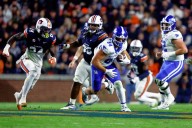 Kentucky notches 7 sacks in a 10-3 victory at Auburn for Wildcats' first SEC win