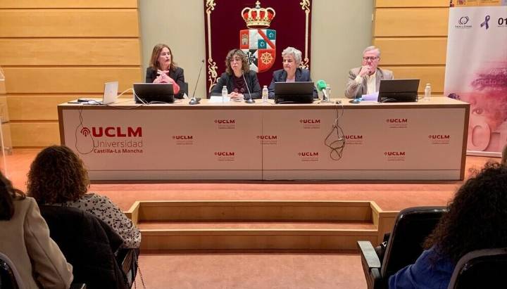 La UCLM aborda temas sociosanitarios de la violencia de género