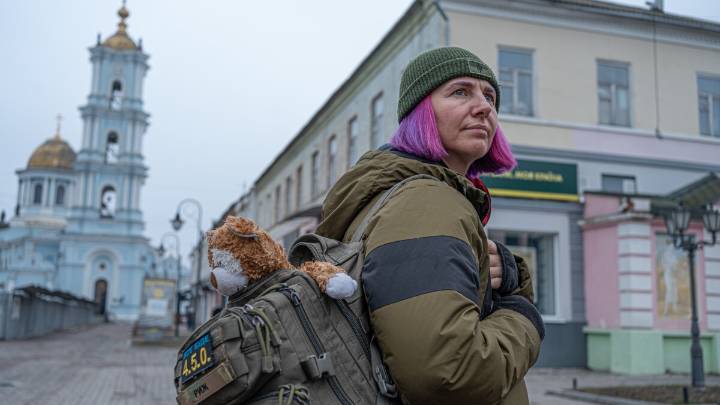 'No turning back': More and more Ukrainian women join the army to fight Russia