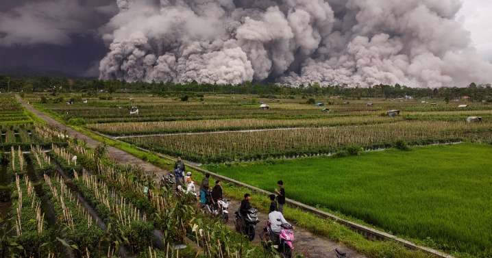 Indonesia evacuates stranded climbers after Semeru volcano erupts