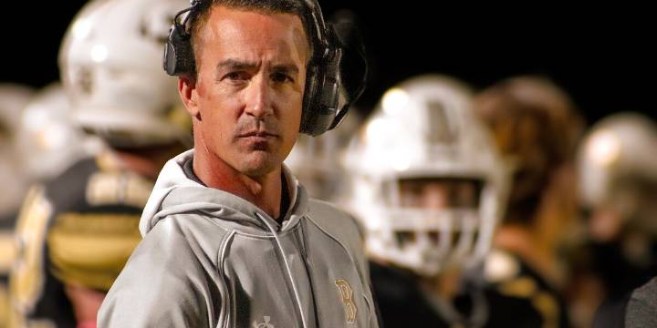 Bushland football upsets Lamesa in bi-district round to keep season alive