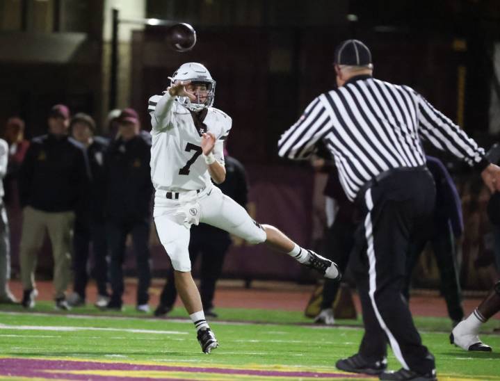 Southland football rankings and second round top players