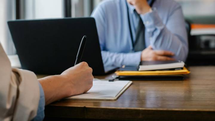 ¿Busca estabilidad laboral? Conozca estas vacantes a término indefinido