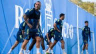 Santi Cazorla, en la recta final: primer entrenamiento del capitán del Oviedo a las órdenes de Carrión