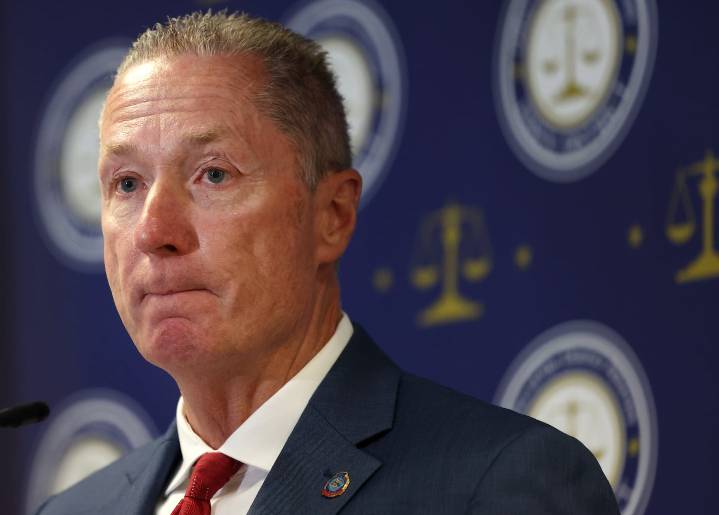 Apparent murder-suicide under investigation in Beverly; man and woman found dead in home