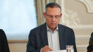 Efraín Cepeda denuncia presiones externas sobre el Partido Conservador y ratifica su aspiración presidencial