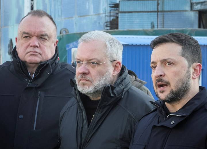 EU warns Ukraine to crack down on corruption in wake of energy scandal