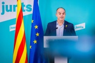 Junts responde a Feijóo sobre una moción de censura: "No debe pedir ayuda a los empresarios catalanes, debe pedir perdón"