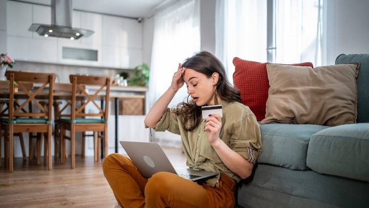 Si acostumbra a realizar compras rápidas por Navidad, atento a este detalle porque podrían despojarlo de sus cuentas bancarias