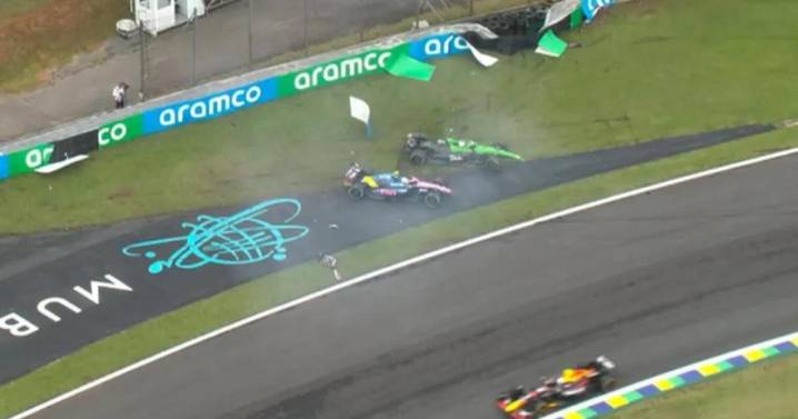 Franco Colapinto chocó y abandonó en la Sprint del Gran Premio de Brasil