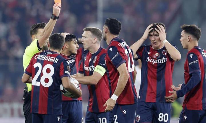 0-0. El Bolonia no puede pasar del empate lastrado por la expulsión de Lykogiannis