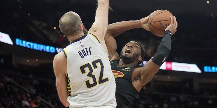 Donovan Mitchell scores 37 points, takes over in 3rd in Cavaliers’ 120