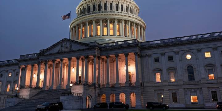 Avanza en el Senado de Estados Unidos la iniciativa para poner fin al cierre de Gobierno tras más de 40 días