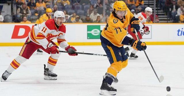 NHL roundup: Bunting nets three points as Predators pounce on Flames 4