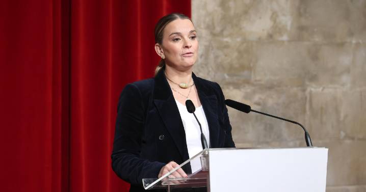 Prohens defiende su Gobierno «en minoría» y atiza al PSOE: «Ustedes tienen un problema y se llama 2%»