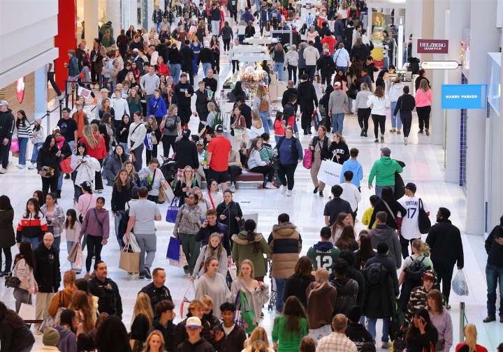 Shoppers spend billions on Black Friday to snag holiday deals, despite wider economic uncertainty