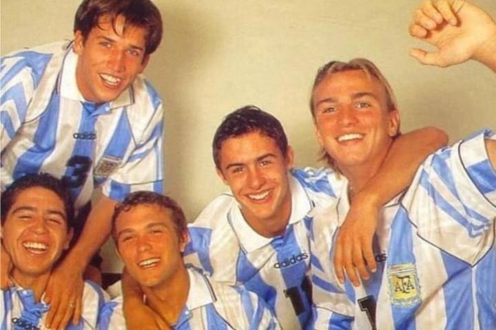 Fue campeón con la selección argentina, adoptó un perfil bajo tras su retiro y hoy brilla en el pádel