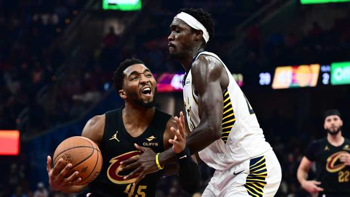 Best photos of Pacers vs. Cavaliers in an NBA basketball game