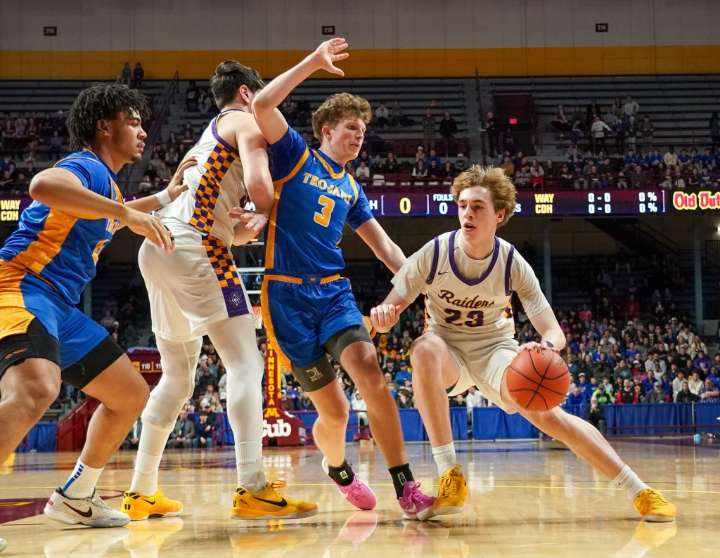 Gophers’ coach Niko Medved breaks down 2026 recruiting class