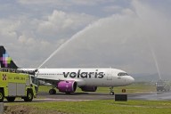 Avión aterriza de emergencia en Monterrey