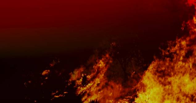 Early morning fire renders Dubuque apartment building 'uninhabitable'