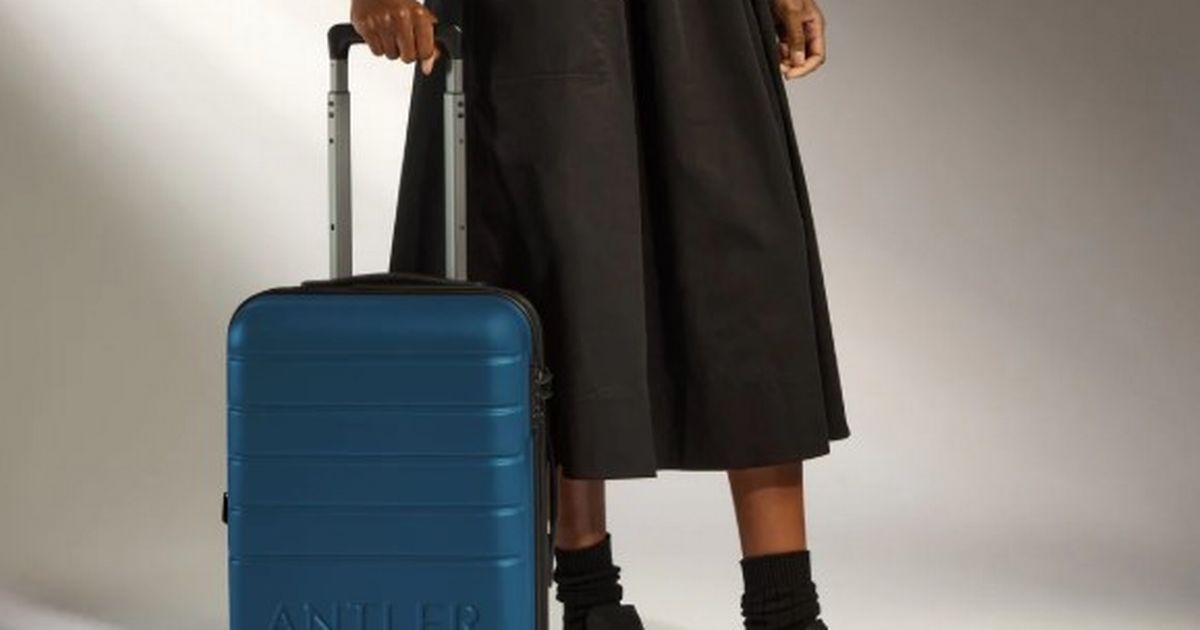 Travellers bag Antler cabin case cheaper than Amazon with Black Friday deal