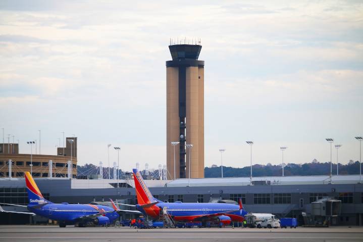 Alabama airports warn travelers as FAA cuts flights over shutdown