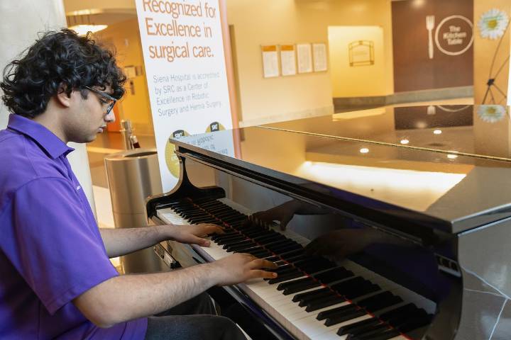 Coronado senior lets music assist in healing atmosphere at Southern Nevada hospital