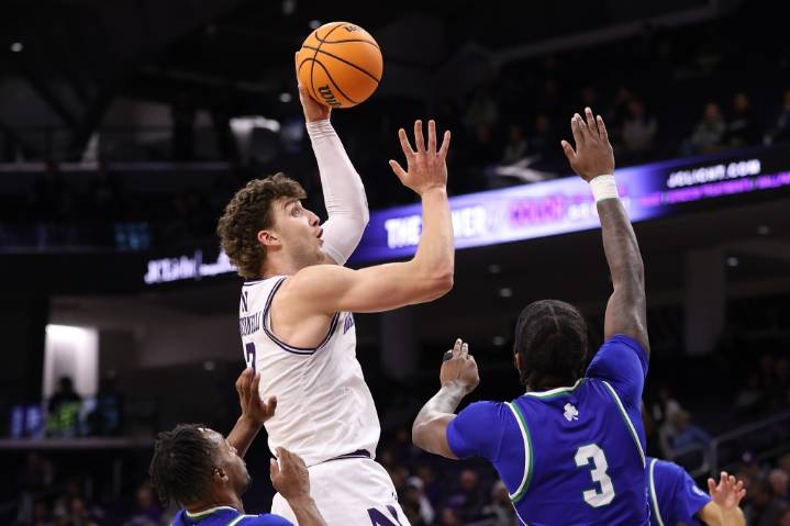 Northwestern routs Cleveland State 110